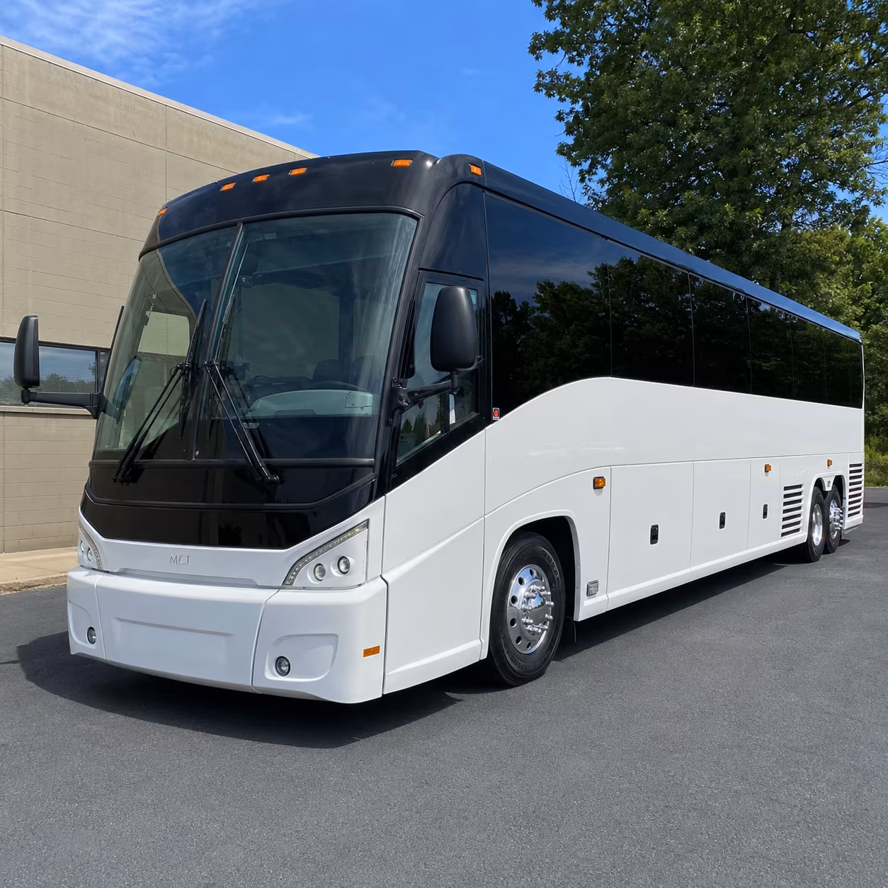 airport pickup and drop off buses for sports teams and school groups