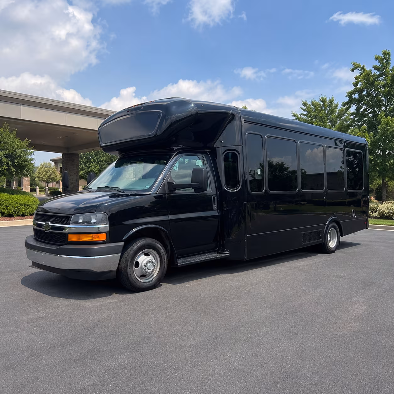 party buses for groups heading to little caesars arena concerts