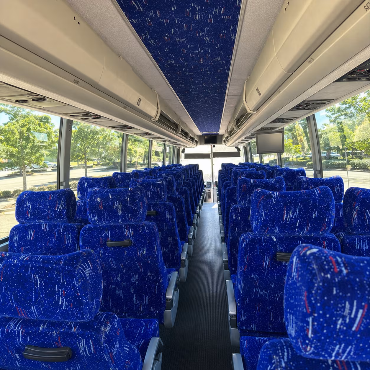 rochester hills school and youth group long distance bus rentals