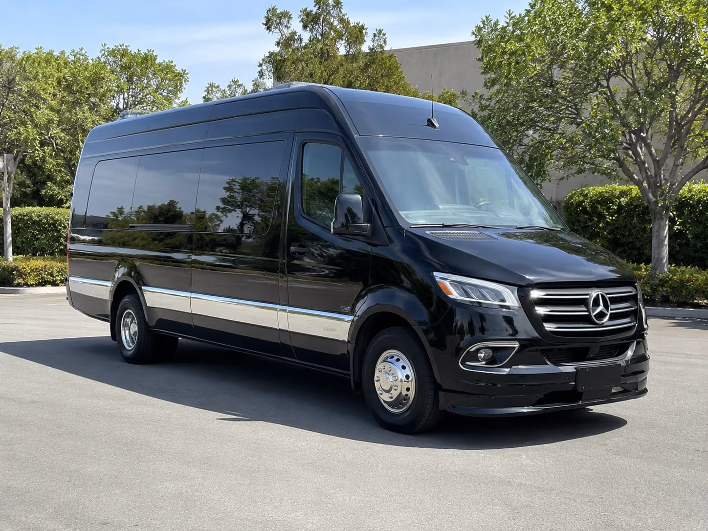 rochester hills sprinter limousine
