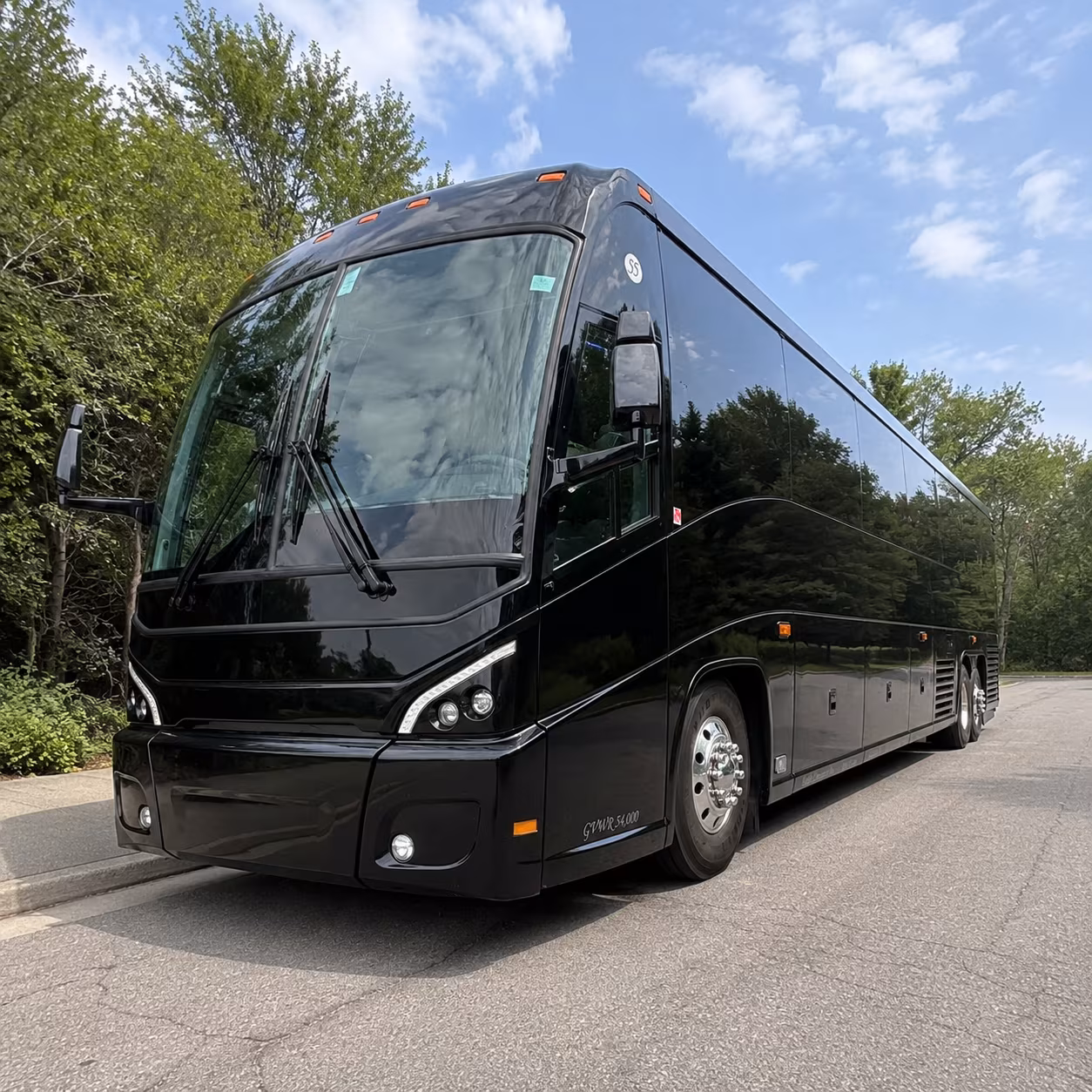 sports fan charter buses from rochester hills to detroit and